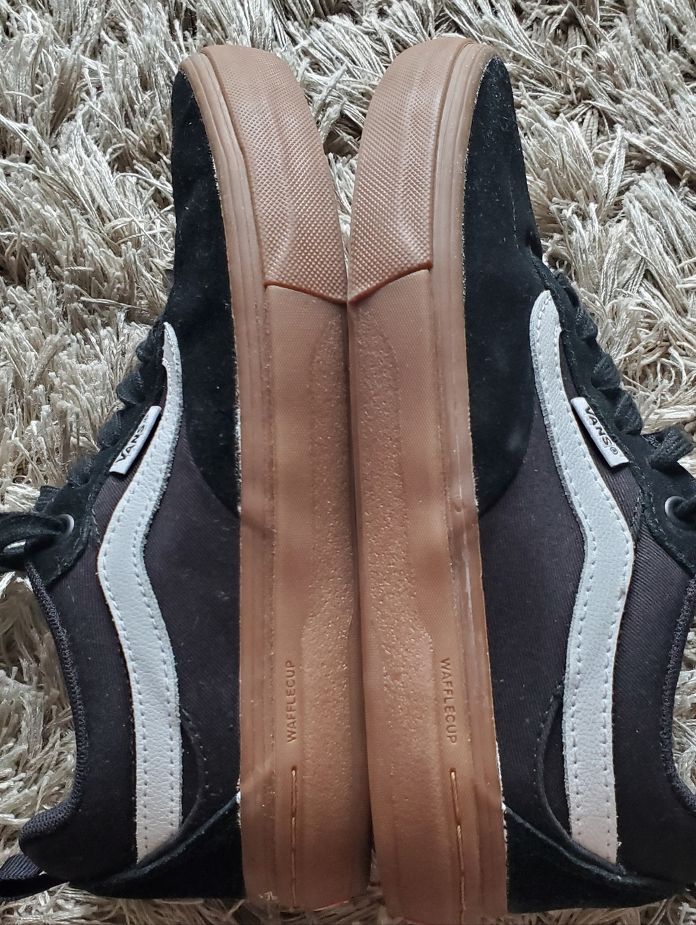 VANS SKATEBOARDING SHOE Unisex Big Kids Sz 6